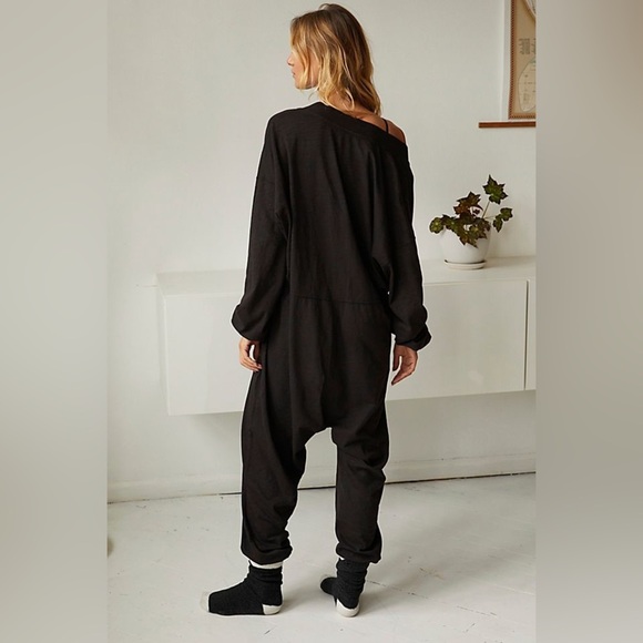 Intimately FREE PEOPLE Just Because Onesie Jumpsuit Black Cotton Oversized XS - Picture 13 of 13